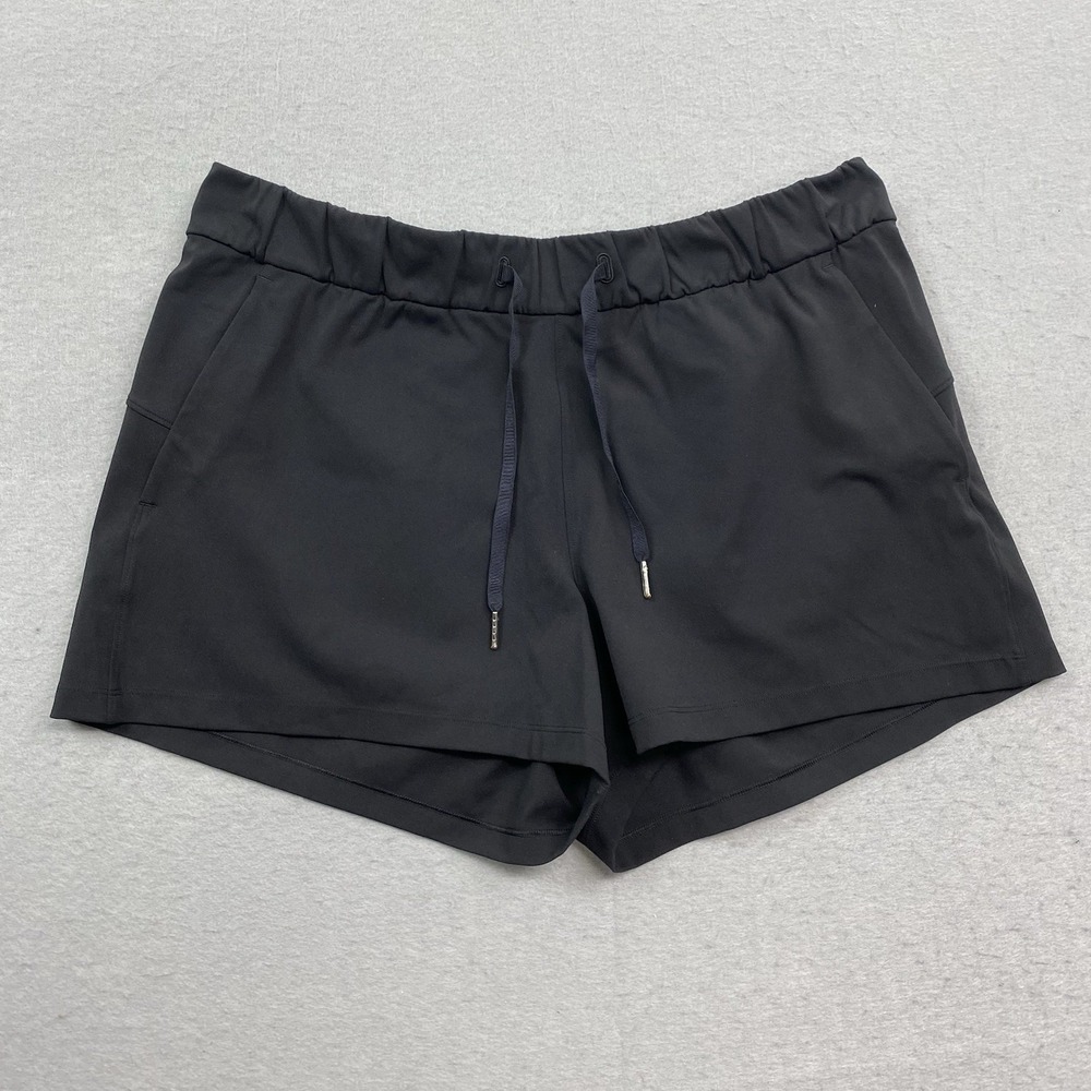 Lululemon On The Fly Shorts Womens 12 Black 2.5 Inseam Athletic Running Training